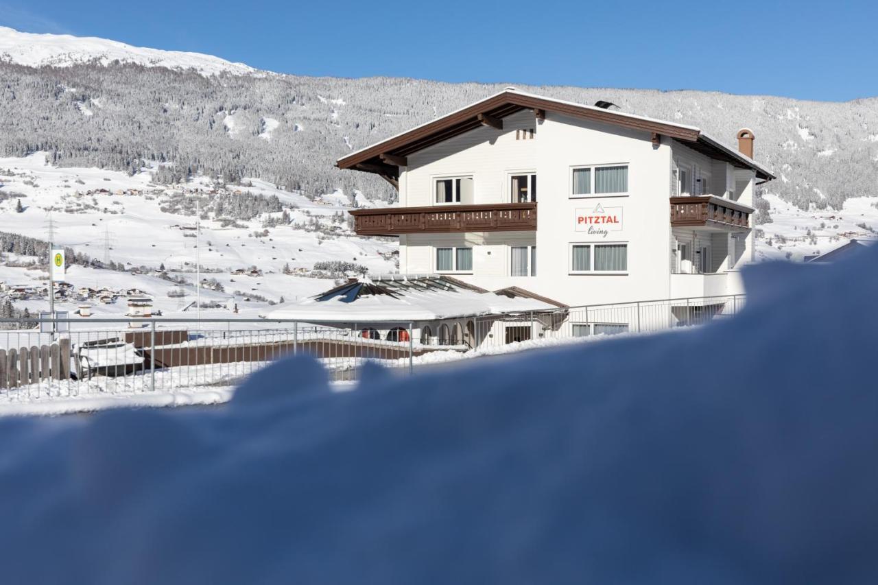 Апарт готель Pitztal Living Єрценс Екстер'єр фото